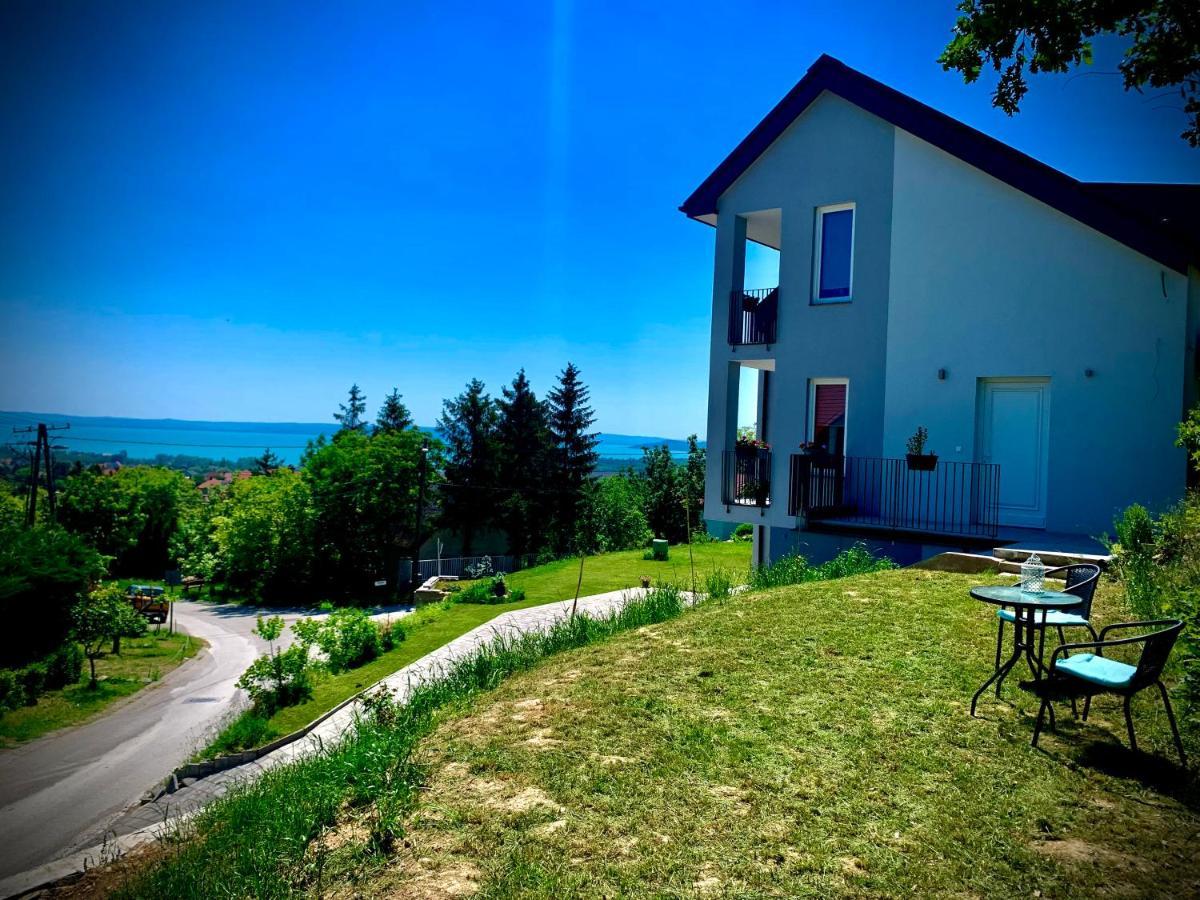 Old Hill Residence Csopak Exterior foto